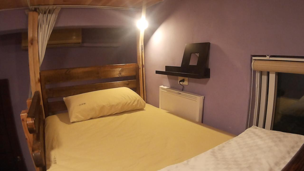 On Board Hostel Manzhou Exterior photo